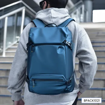 SLEEK ESSENCE BACKPACK